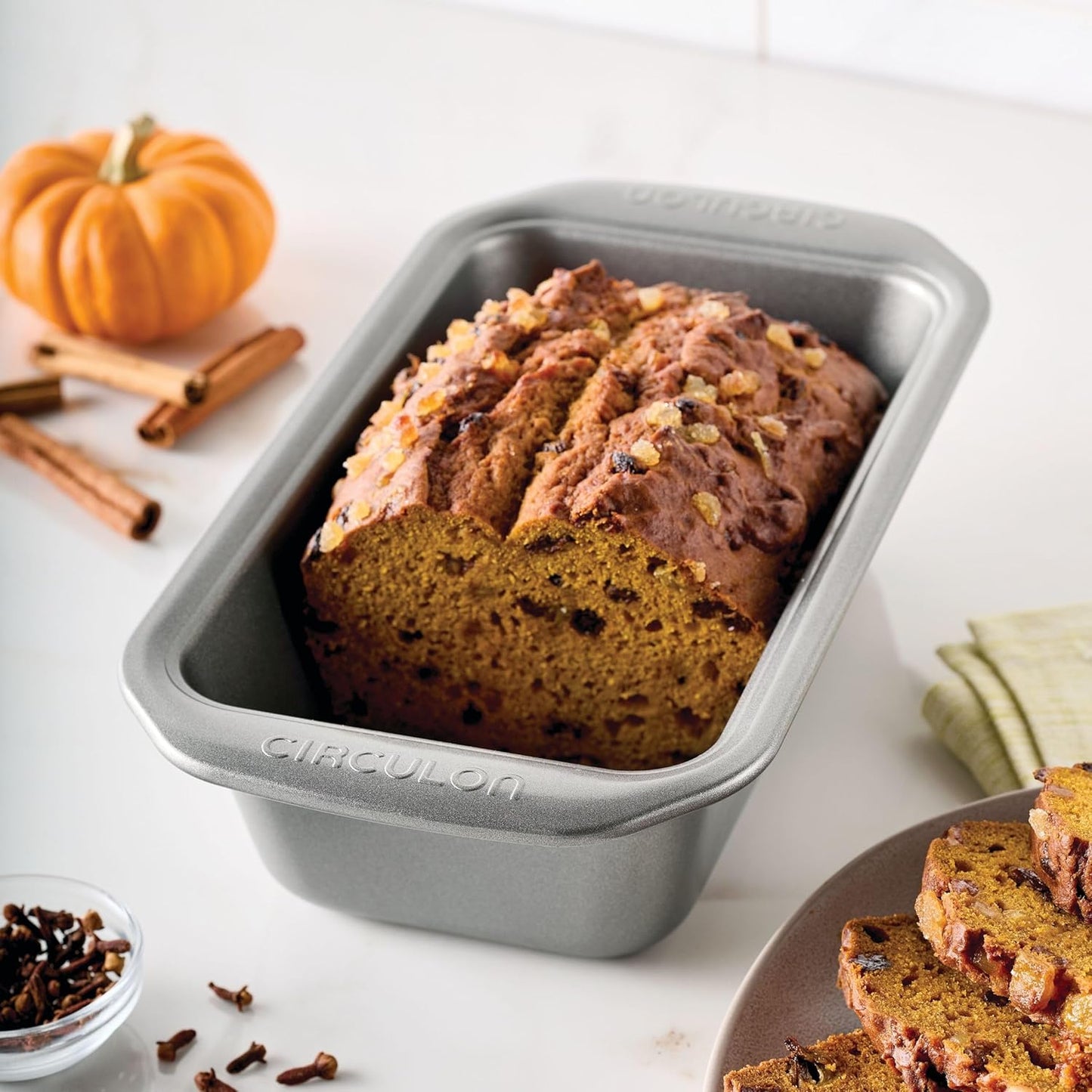 Nonstick Bakeware 9-Inch X 5-Inch Loaf Pan, Gray