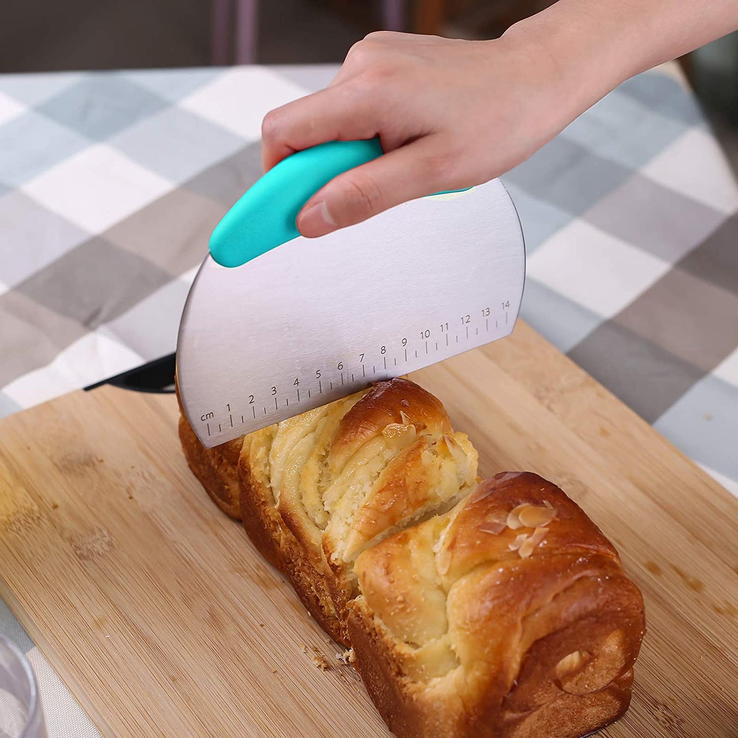 1 Pcs Dough Pastry Scraper (Blue)