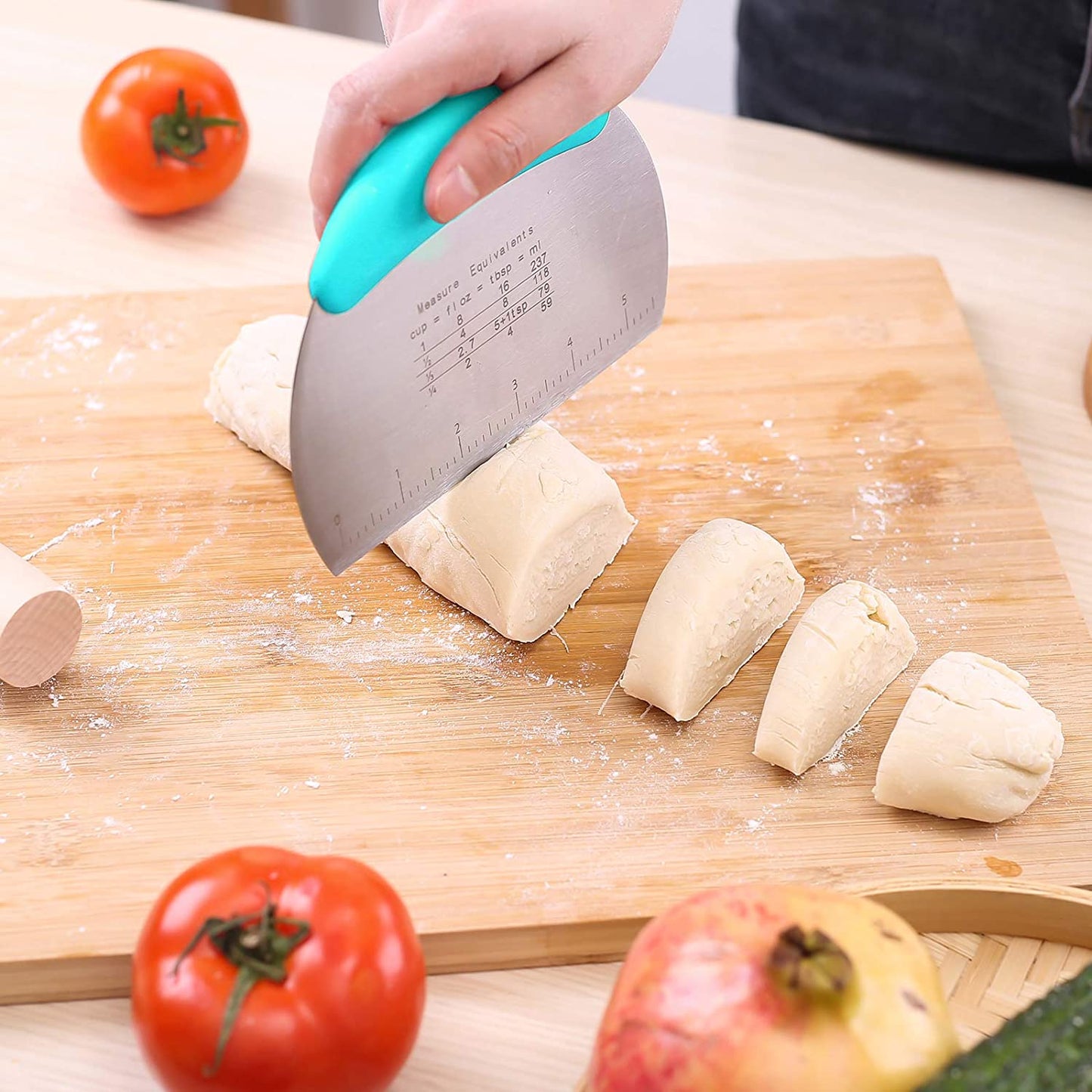 1 Pcs Dough Pastry Scraper (Blue)